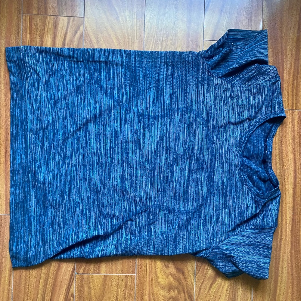 Lululemon swiftly tech relaxed 2.0 shirt